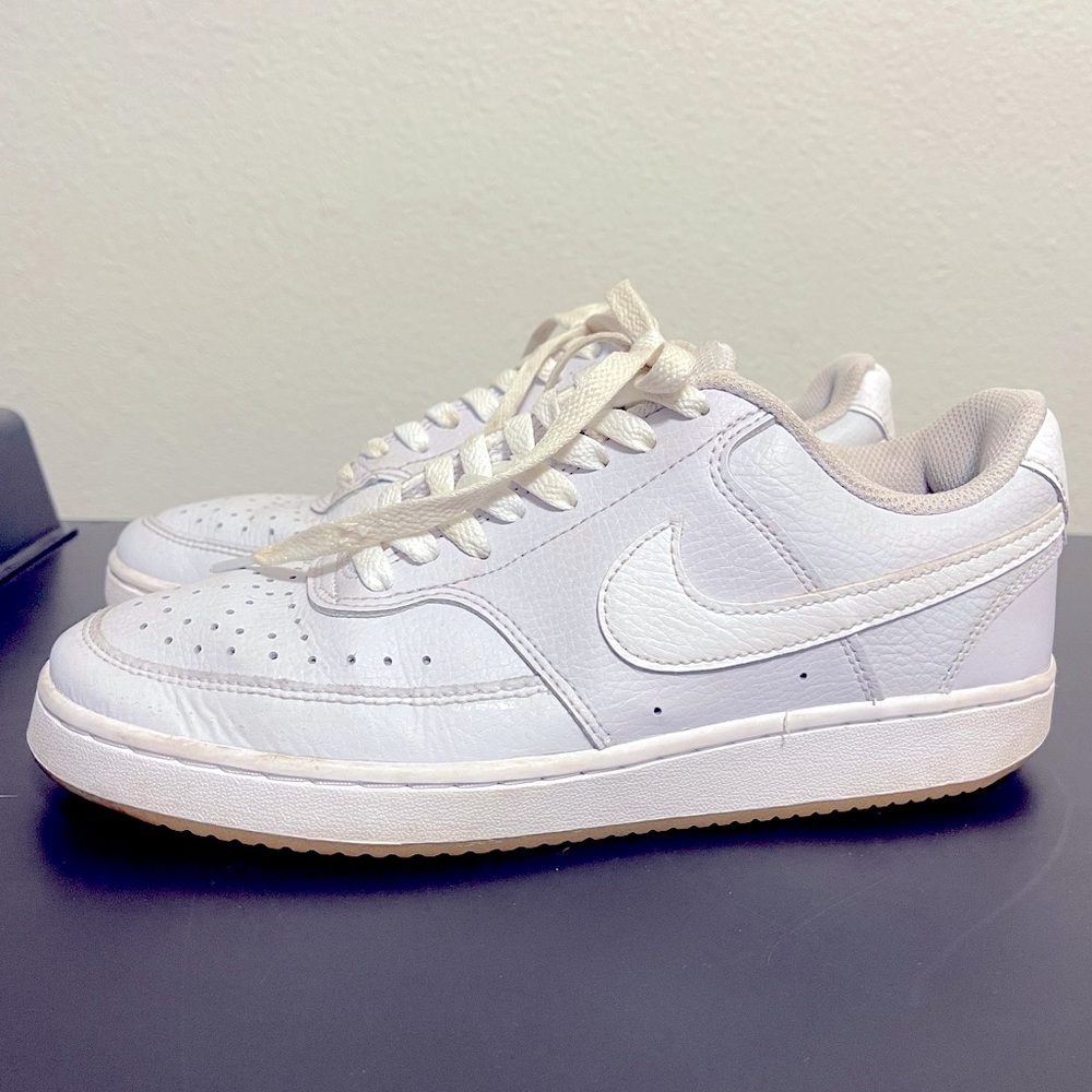 Nike Women's Court Vision Low Shoes Size 8